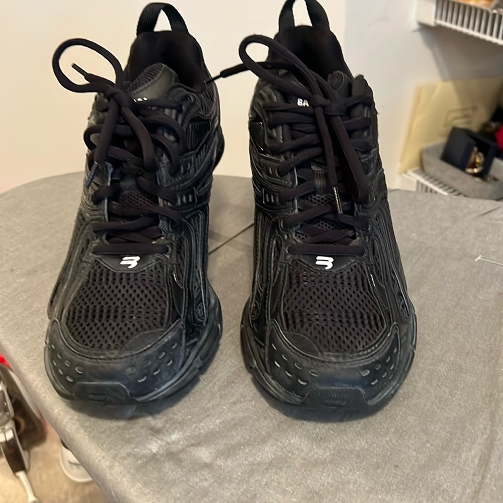Balenciaga X – Pender Hill.